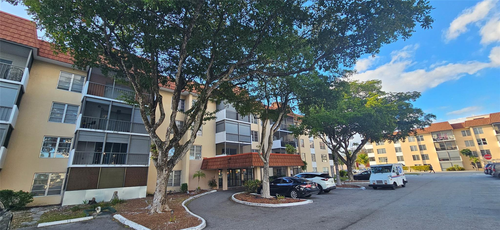 4156 Inverrary Drive 204, Lauderhill, FL 33319, Lauderhill