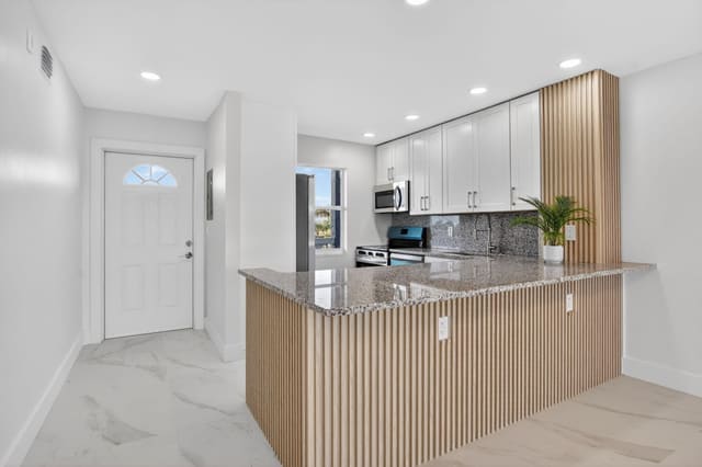 9880 Marina Boulevard 1536, Boca Raton, FL 33428