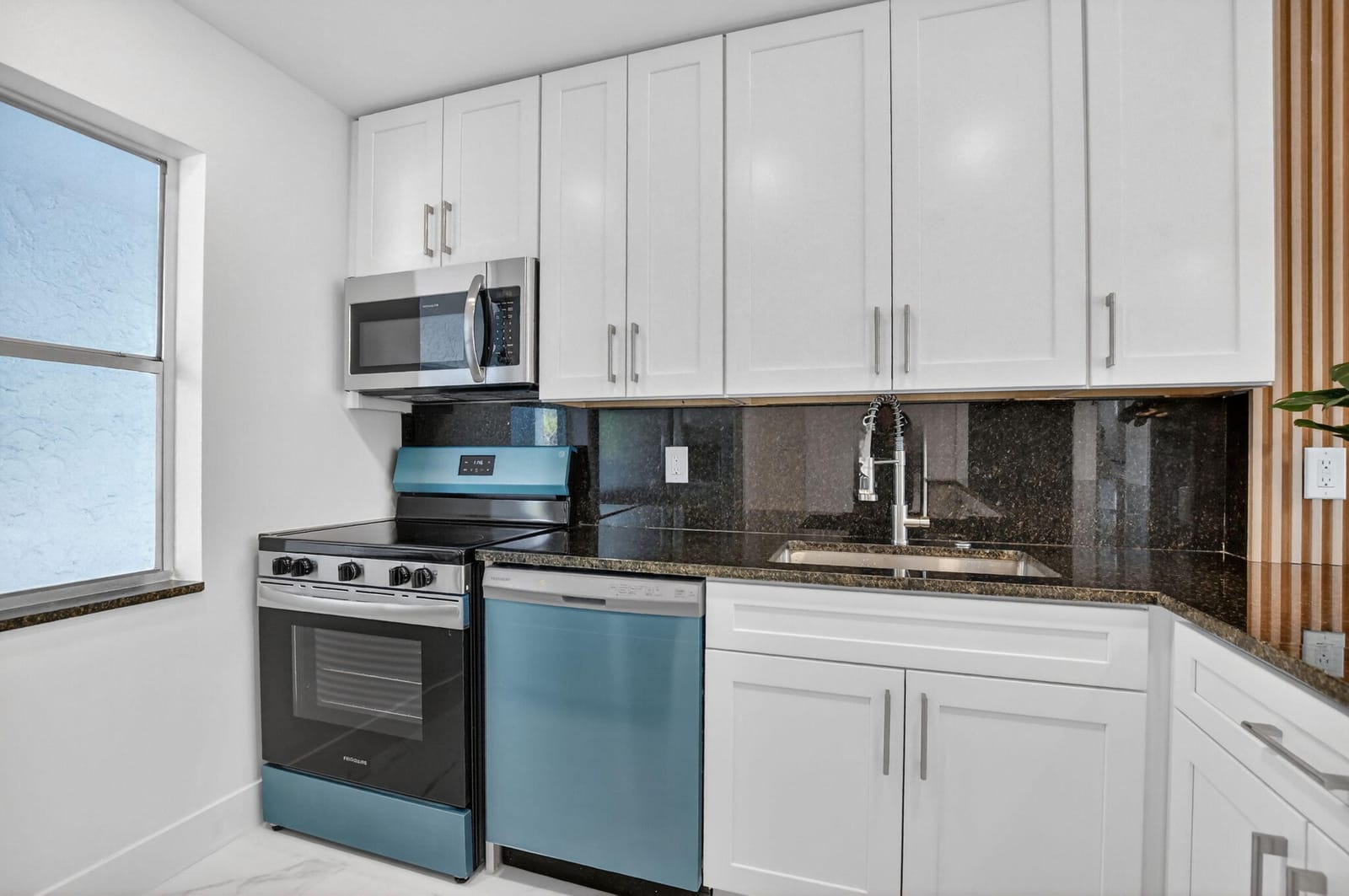 9780 Marina Boulevard 425 — photo 5