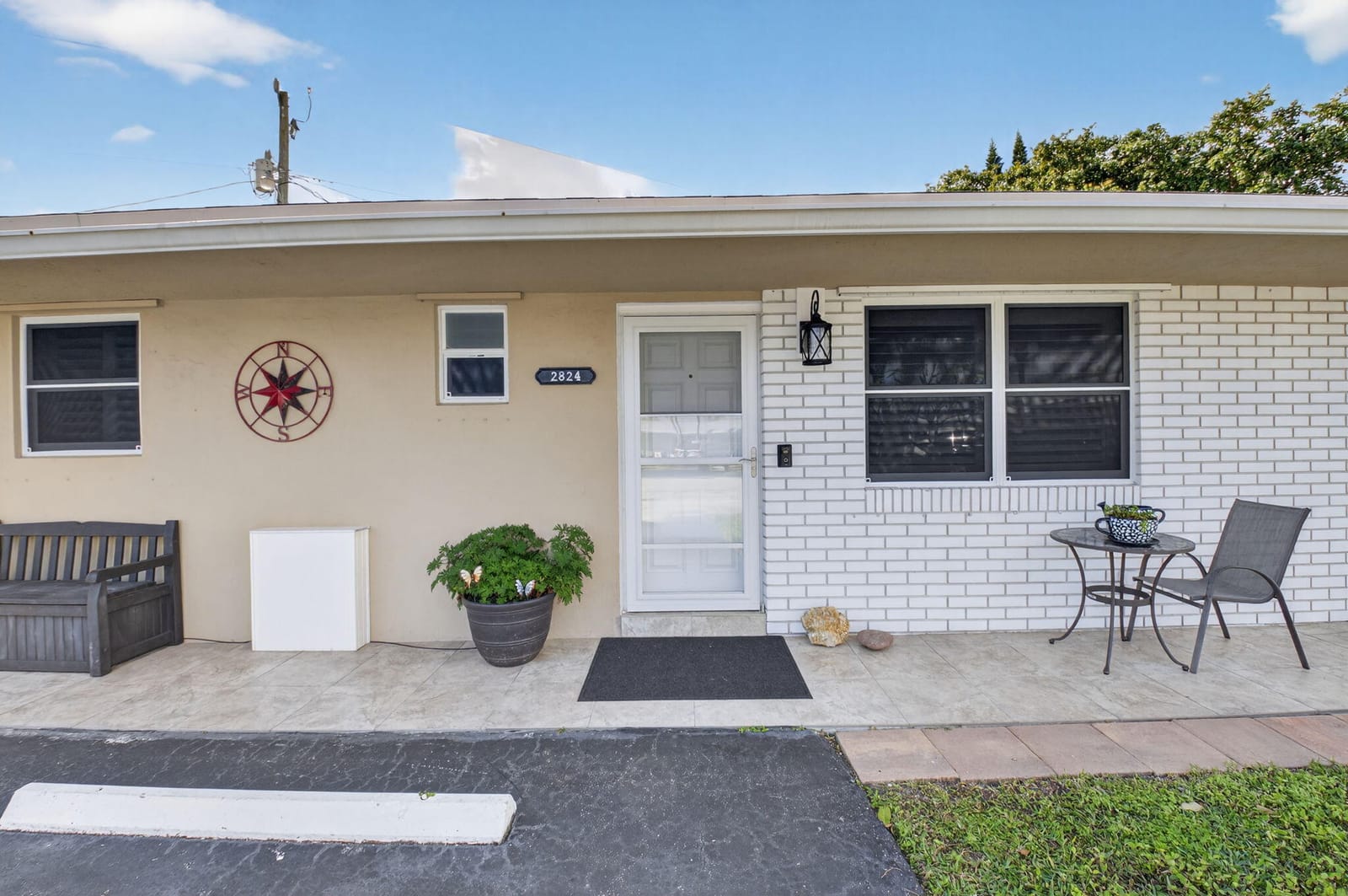 2824 Crown Court, Delray Beach, FL 33445