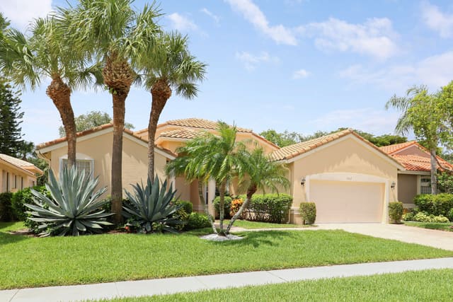 6565 Garde Road, Boynton Beach, FL 33472