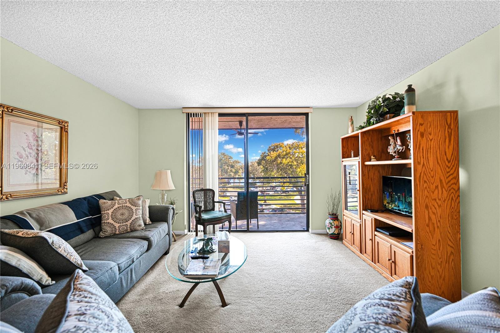 1101 Colony Point Circle 422, Pembroke Pines, FL 33026 photo 2
