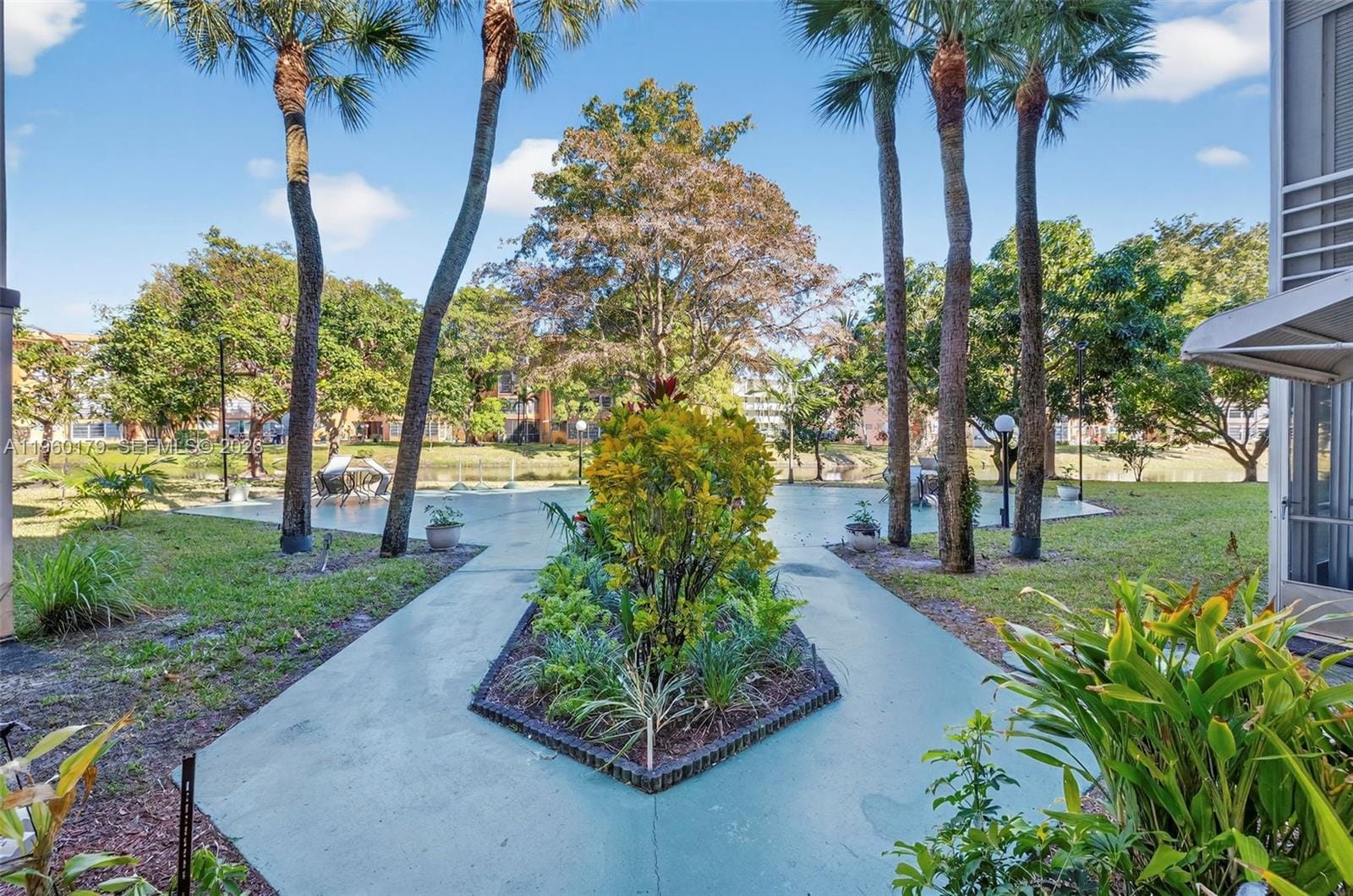2900 NW 47th Terrace 405B, Lauderdale Lakes, FL 33313 photo 23