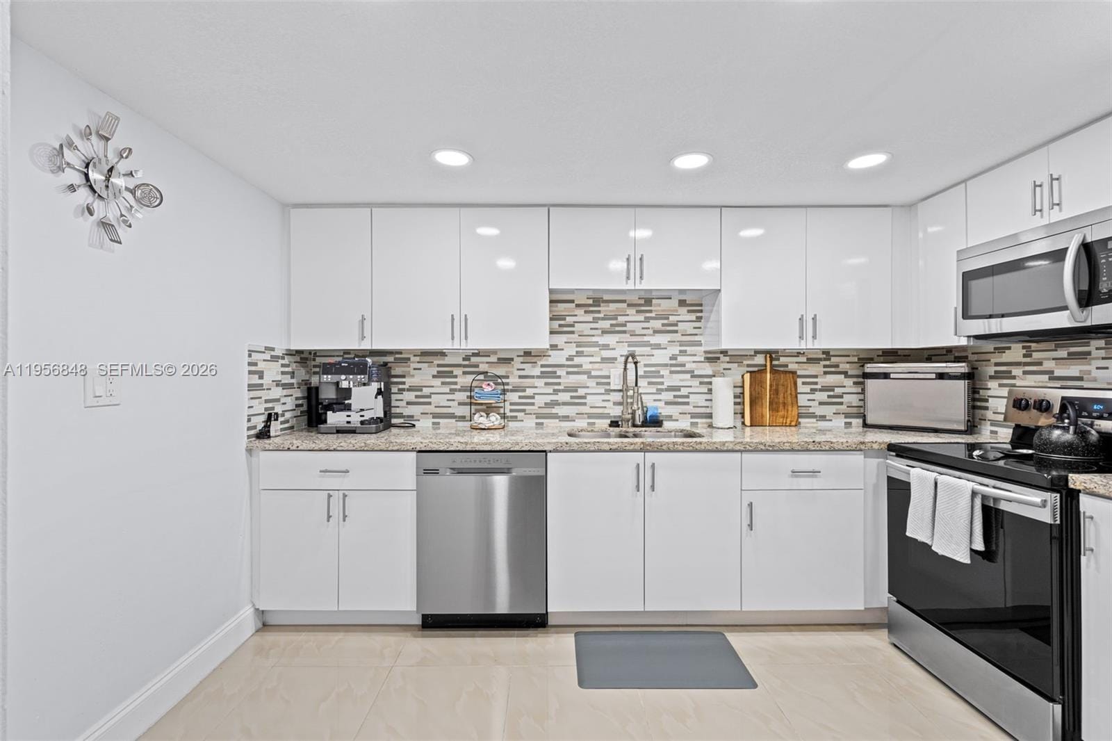 6554 SW 114th Place E74, Miami, FL 33173 photo 22