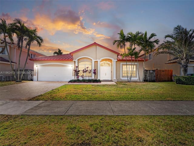 15480 SW 150th Street, sold in Oak Creek South, Miami, FL