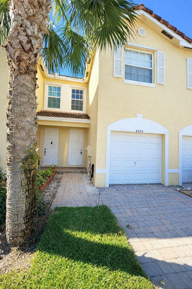 6333 Landings Way 6333 — photo 4