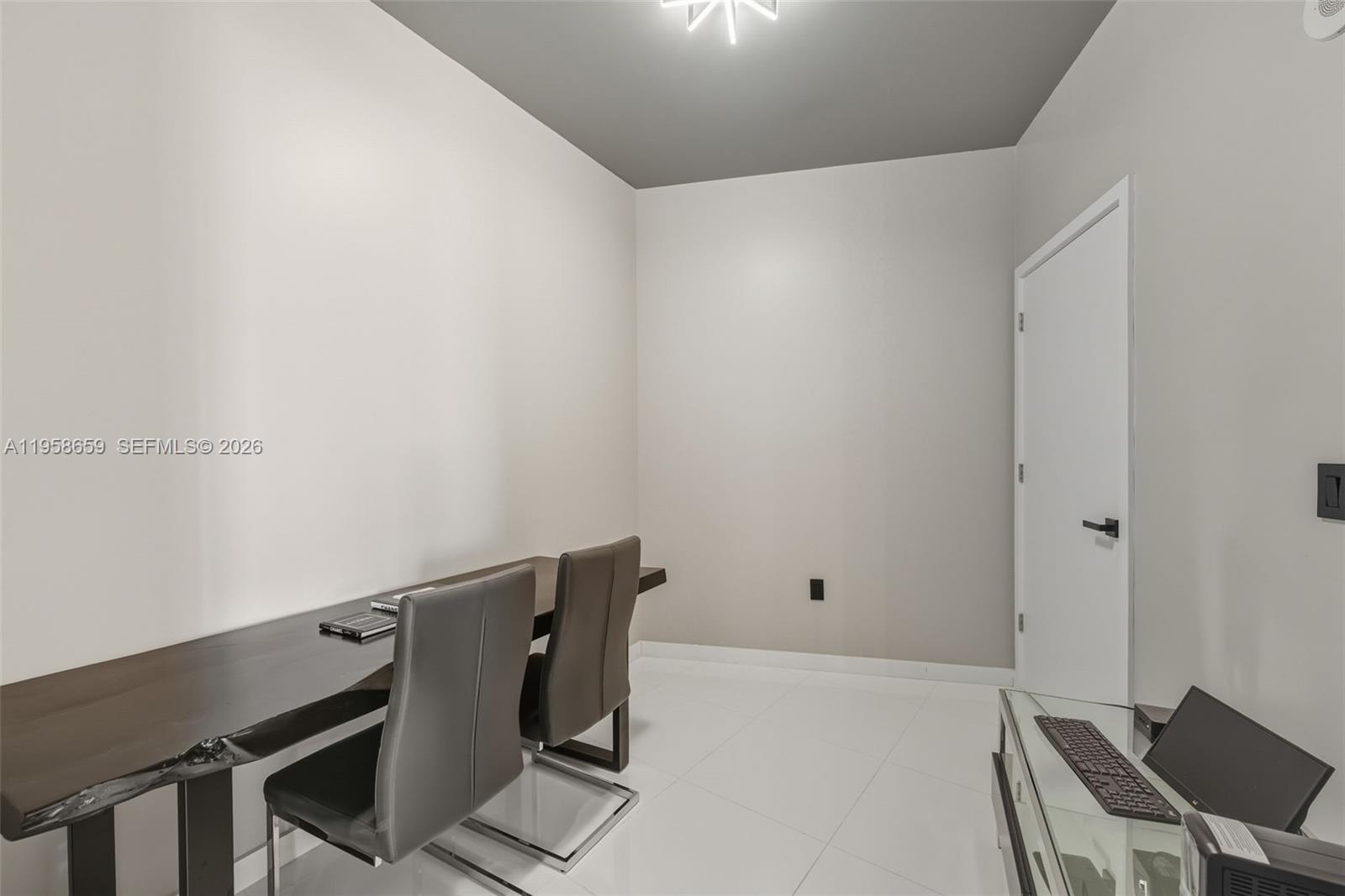 851 NE 1st Avenue 4303 — photo 10