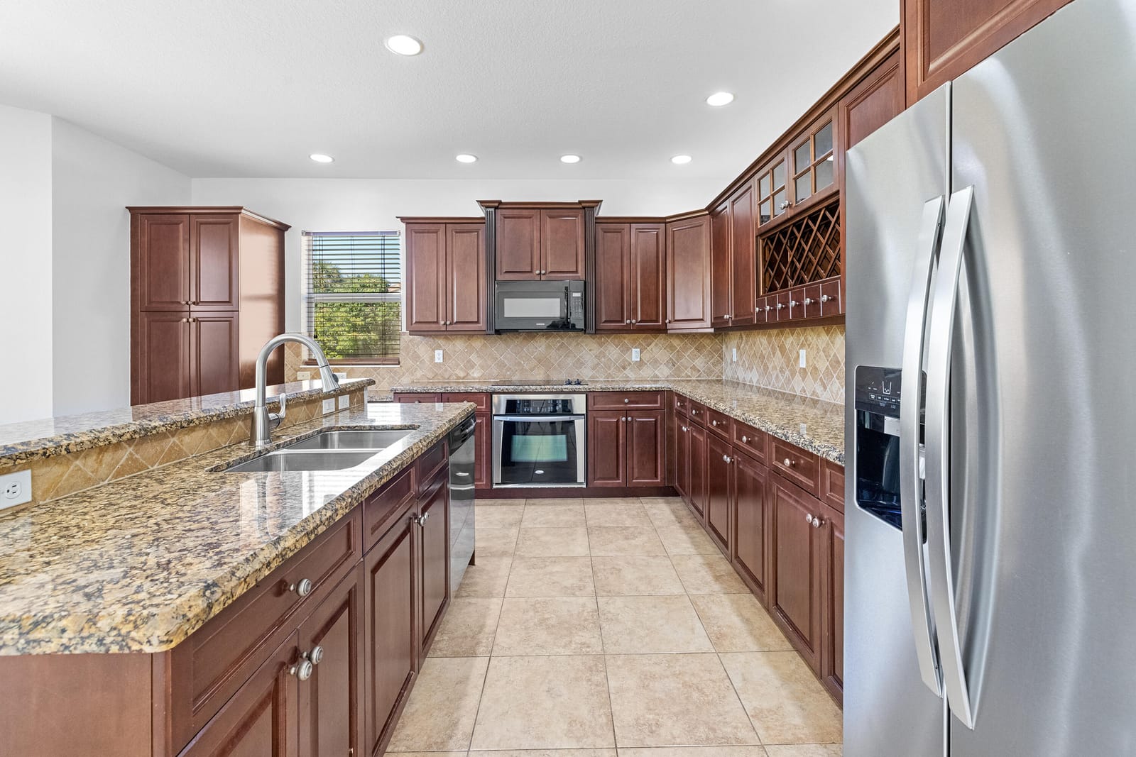 2705 Pienza Circle, Royal Palm Beach, FL 33411 photo 13