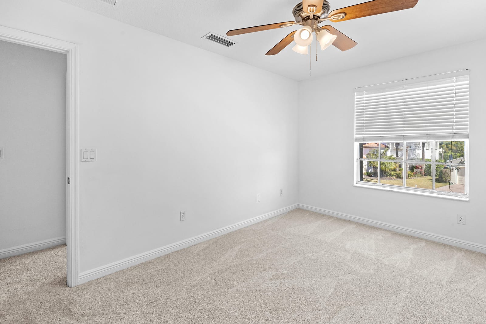 2705 Pienza Circle, Royal Palm Beach, FL 33411 photo 27