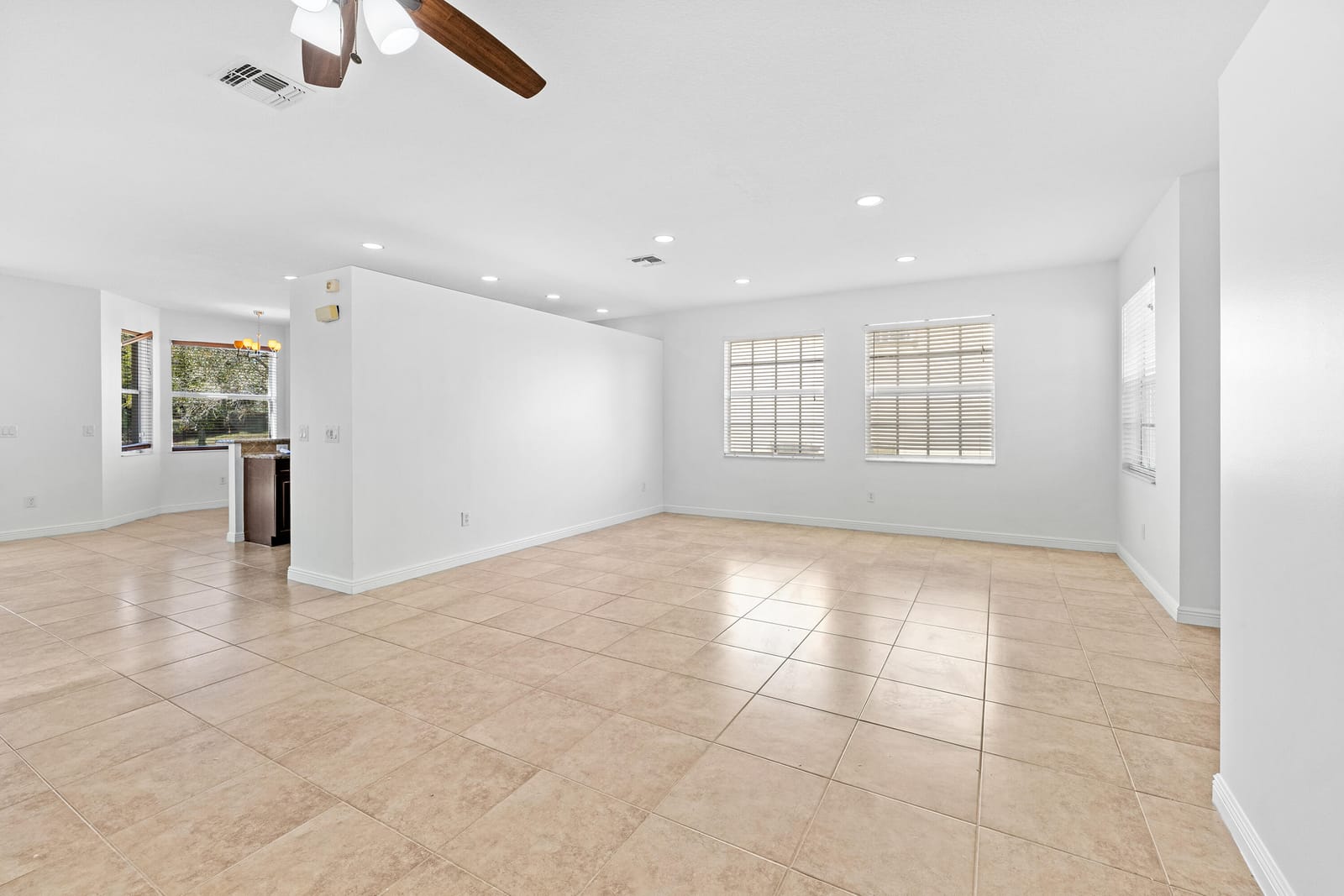 2705 Pienza Circle, Royal Palm Beach, FL 33411 photo 6