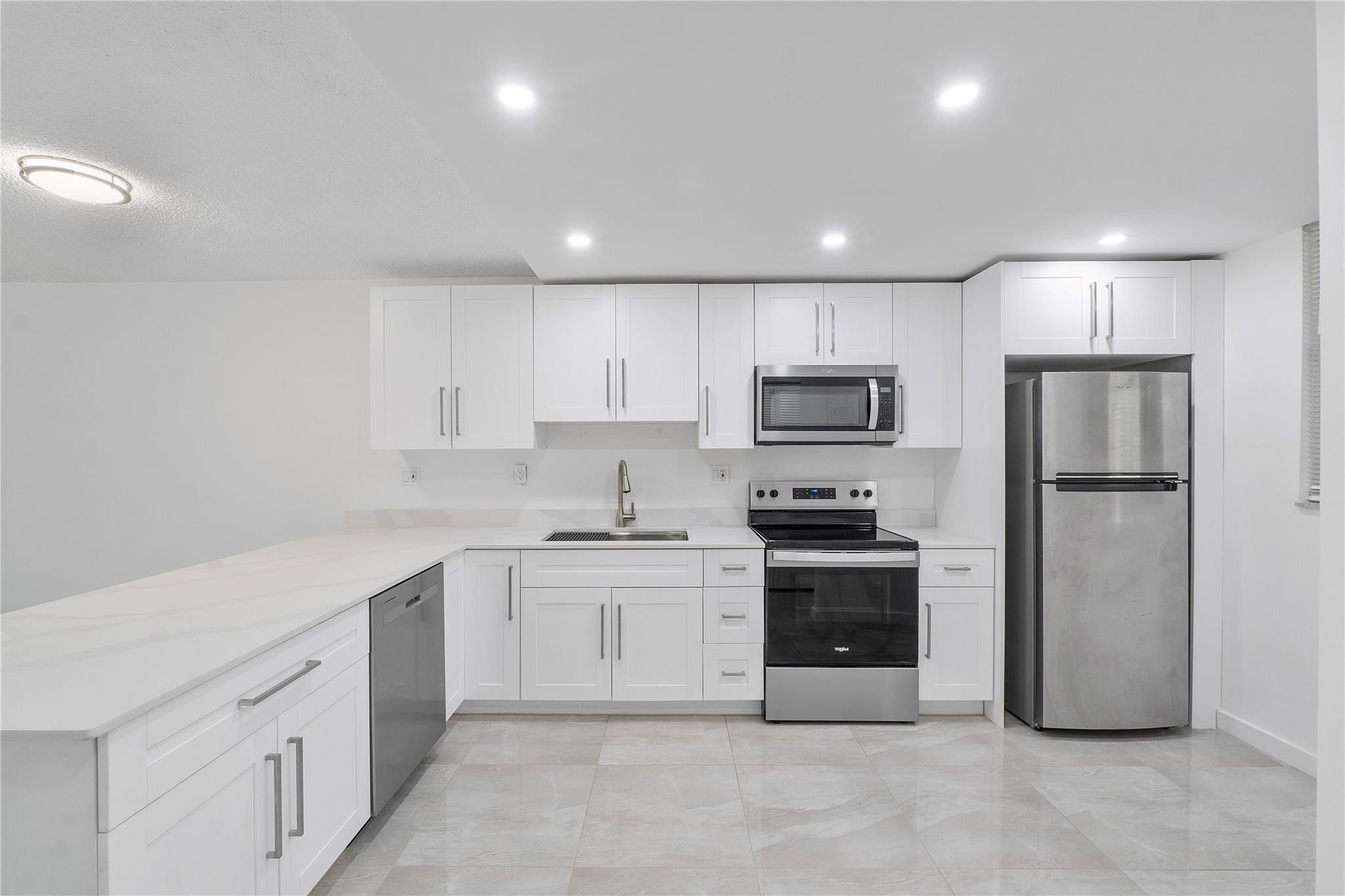 3751 Environ Boulevard 243, Lauderhill, FL 33319, Lauderhill