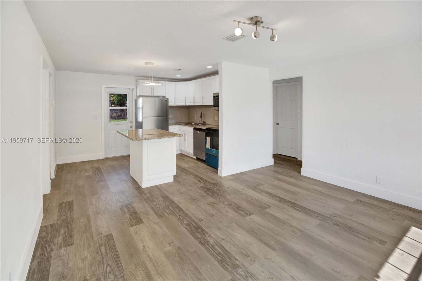 2311 Fletcher Street — photo 11