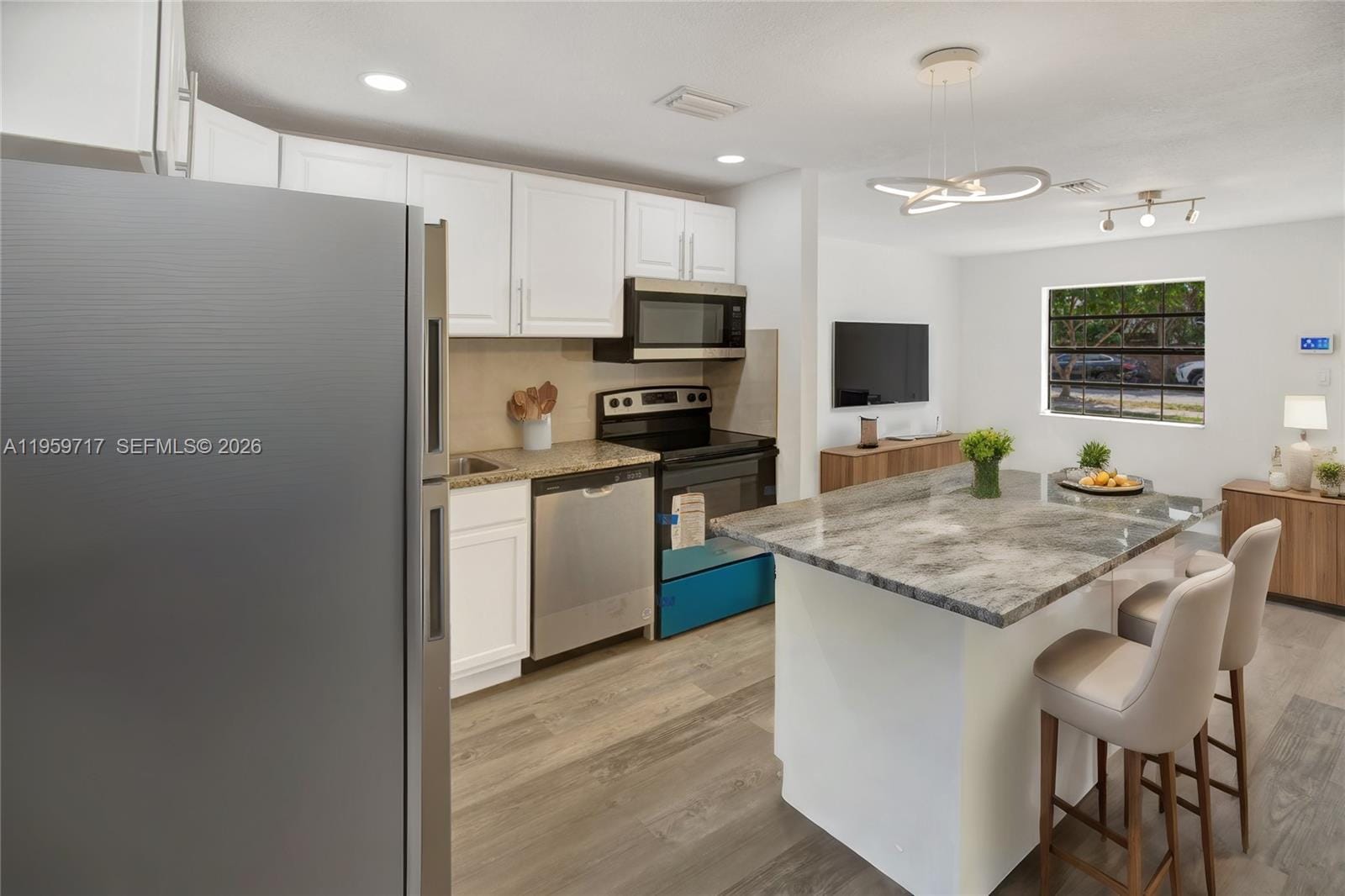 2311 Fletcher Street — photo 3