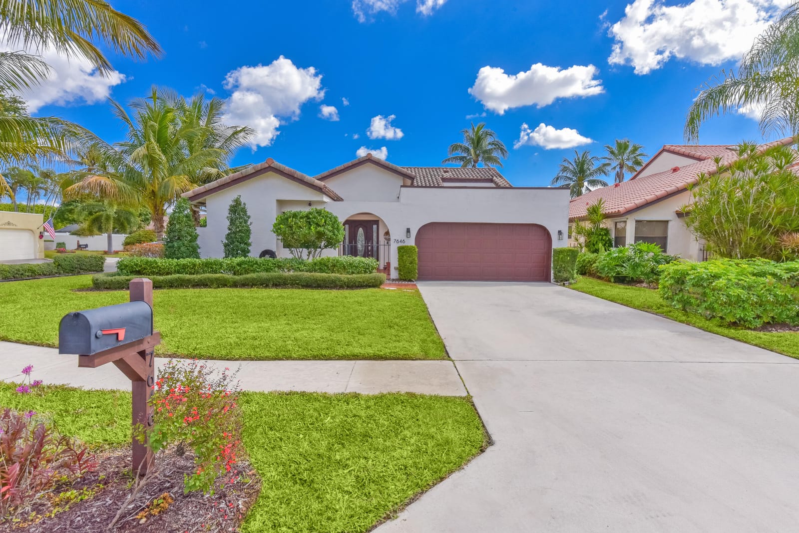 7646 Solimar Circle — photo 2