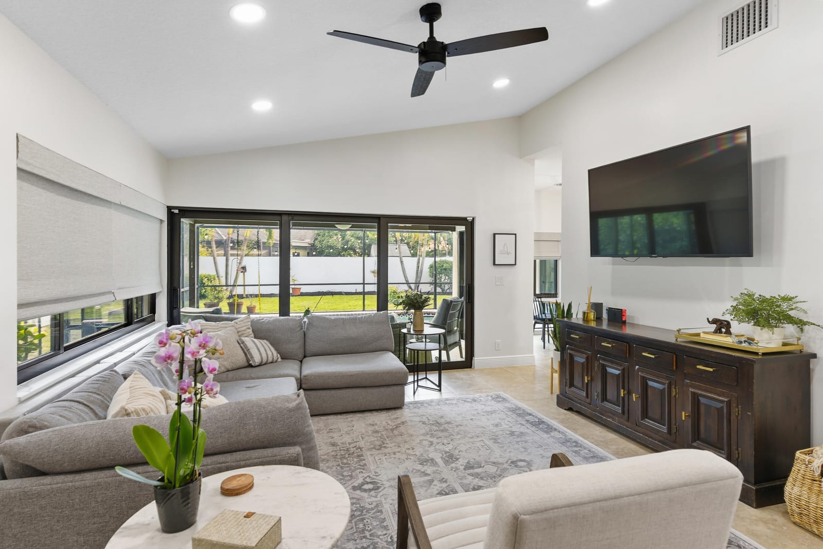 7646 Solimar Circle — photo 7