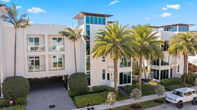 238 Shore Court, Lauderdale-By-The-Sea, FL 33308