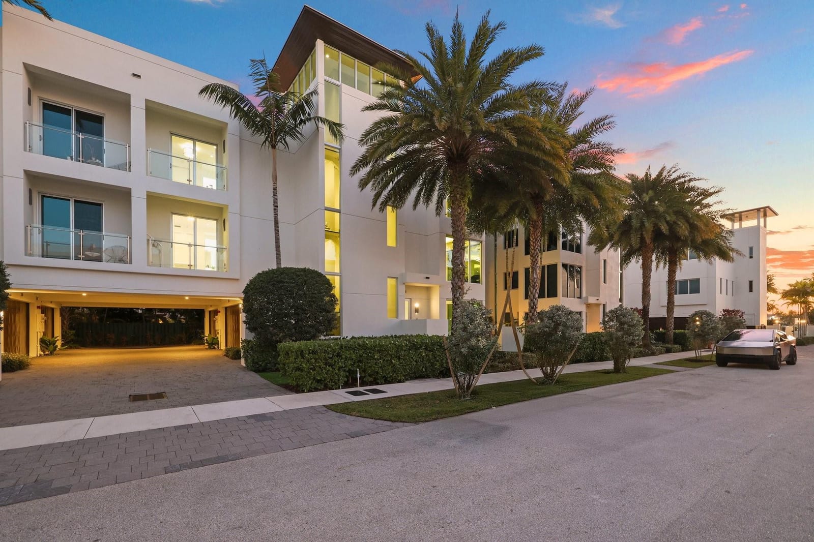 238 Shore Court — photo 3