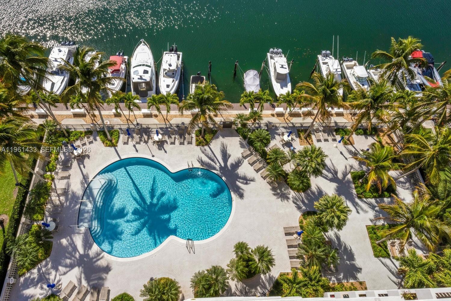 90 Edgewater Drive PH25, Coral Gables, FL 33133 photo 13