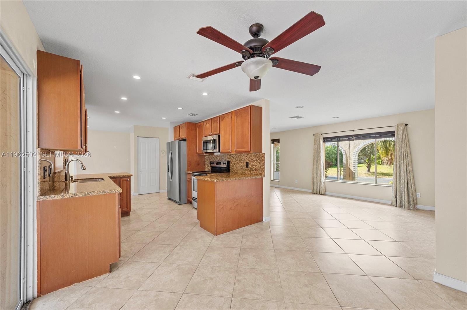 2605 NW 98th Lane, Coral Springs, FL 33065 photo 10
