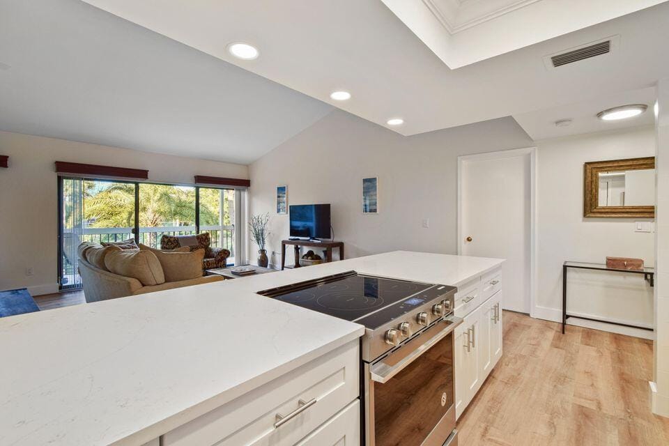 11863 Wimbledon Circle 508 — photo 6