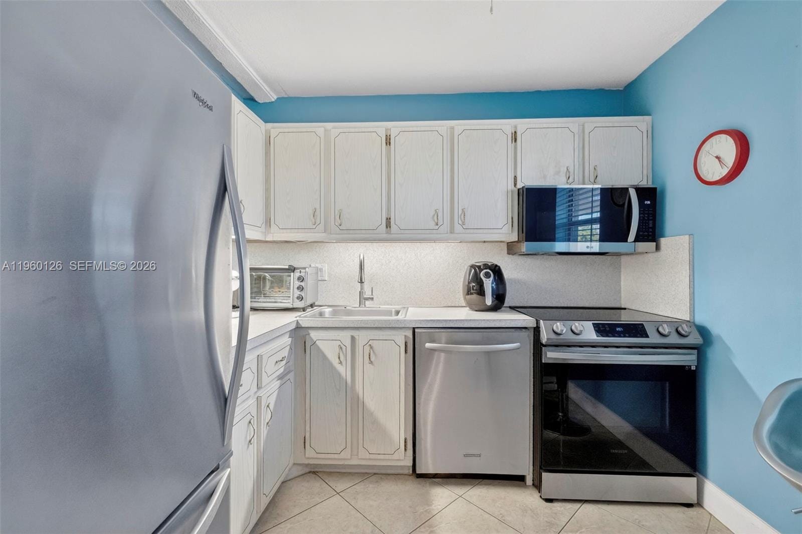 2901 NW 46th Avenue 306 — photo 3