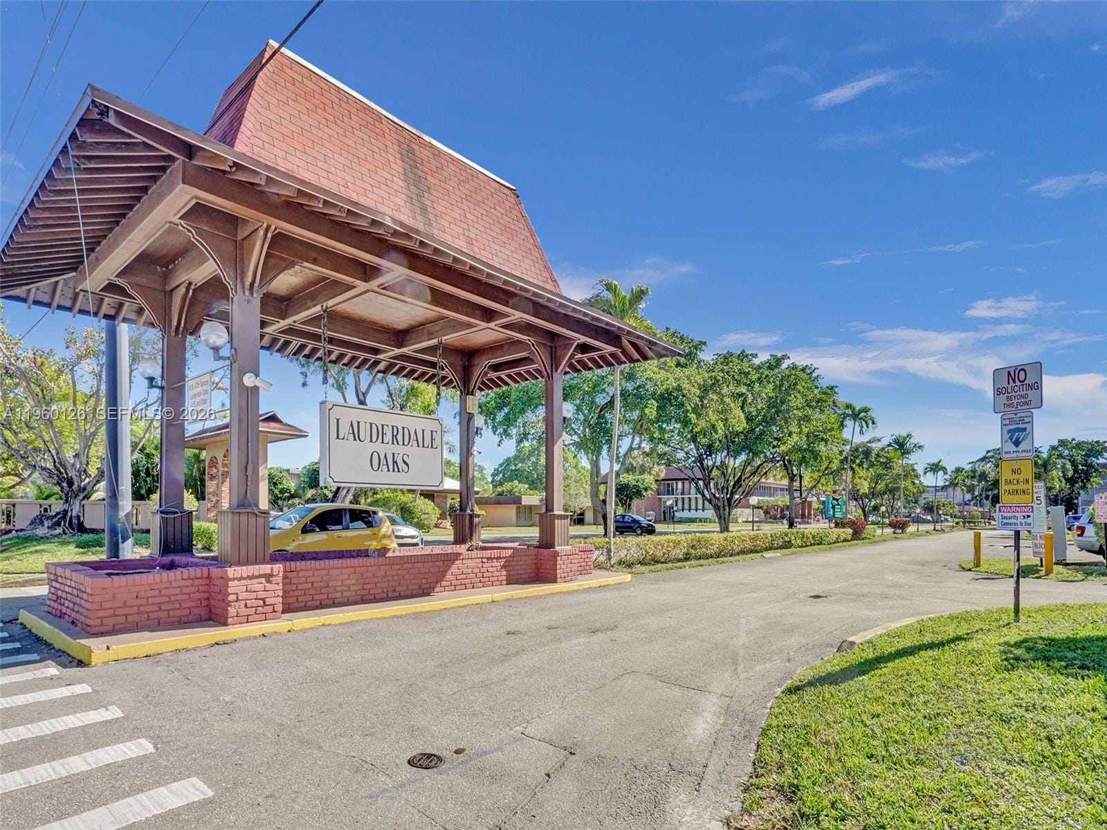 2901 NW 46th Avenue 306, Lauderdale Lakes, FL 33313 photo 24