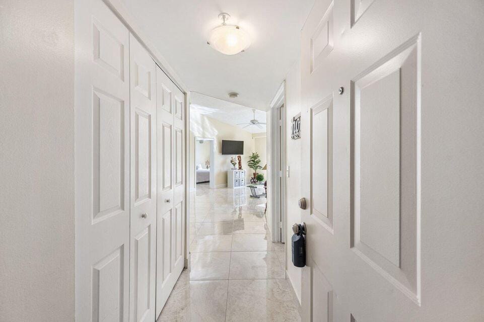 1100 Crestwood Court 1110 — photo 7