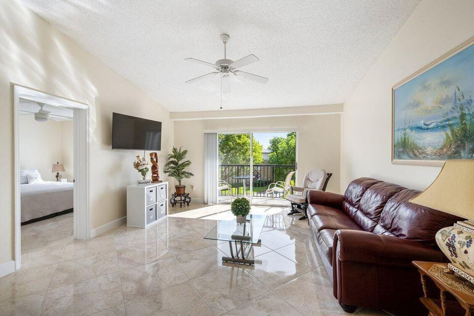 1100 Crestwood Court 1110, Royal Palm Beach, FL 33411, Royal Palm Beach