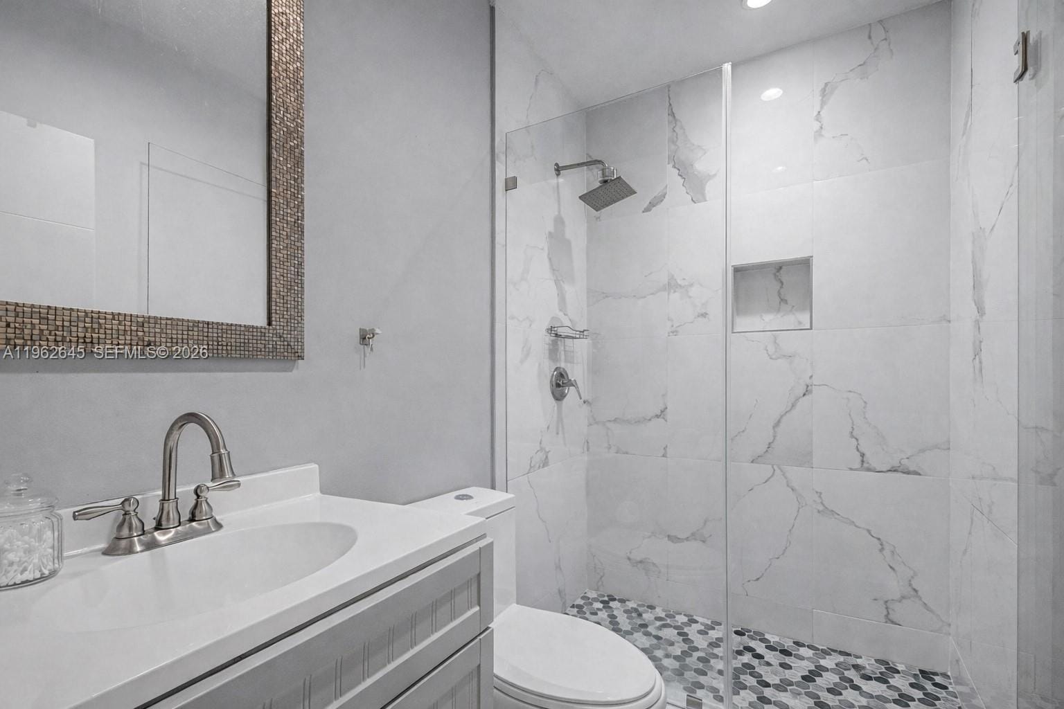 2900 SW 4th Street — photo 12
