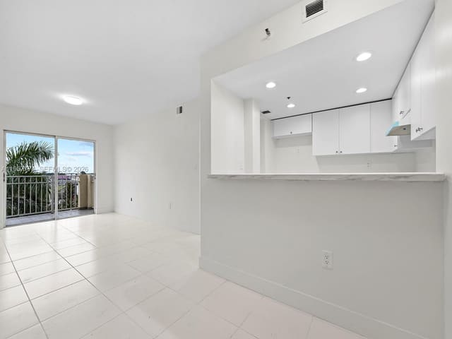 1750 NW 27th Avenue 0, Miami, FL 33125