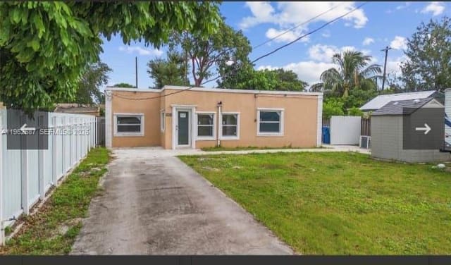 1835 NW 85th Street, Kirkton Lawns, Miami, FL