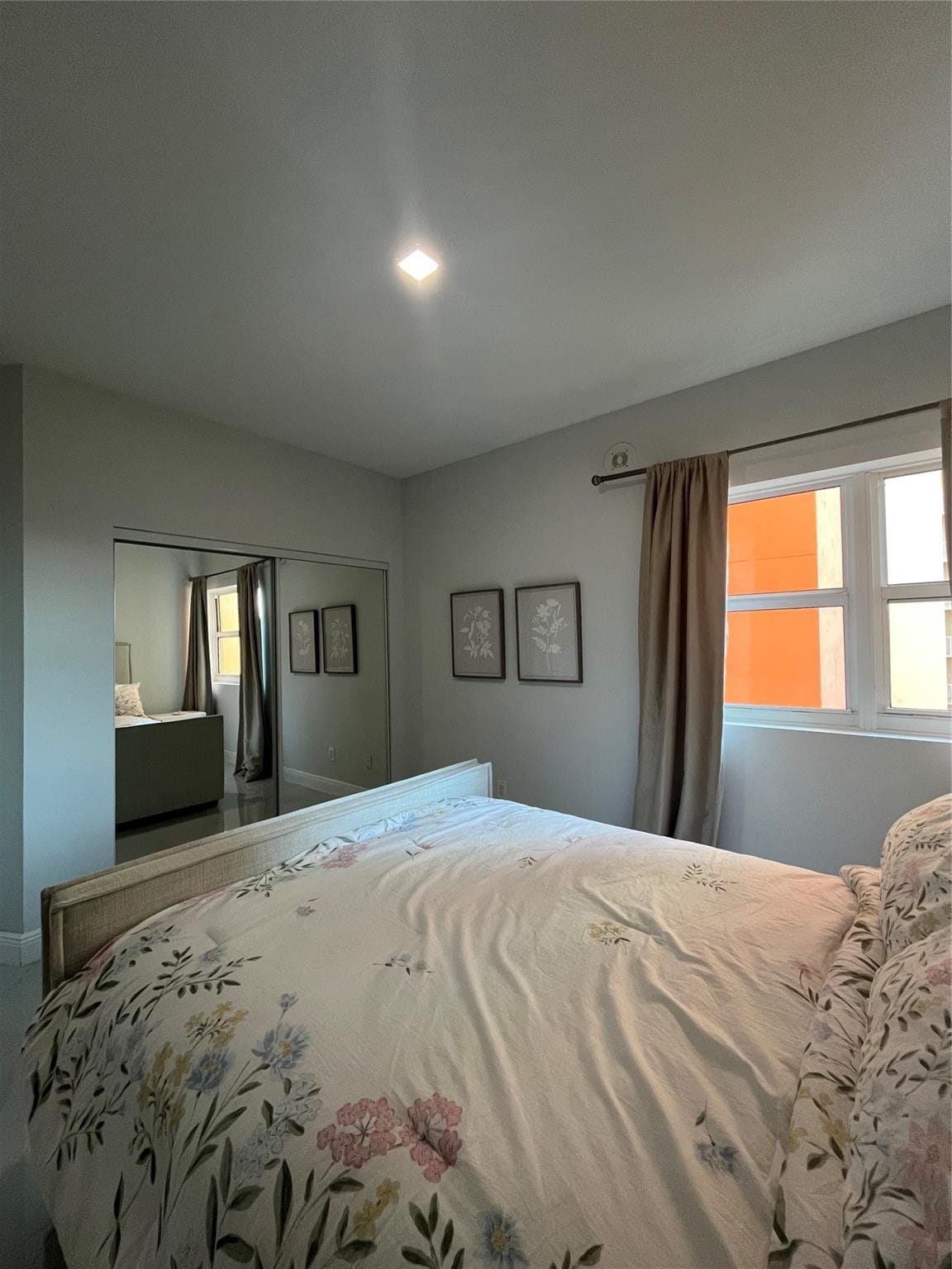 2650 Lake Shore Drive 803 — photo 4