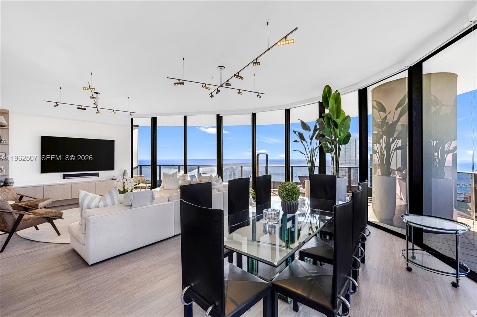 1000 Brickell Plaza PH6002, Miami, FL 33131 photo 10