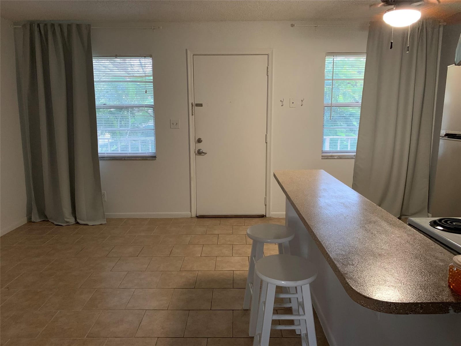 5168 NE 6th Avenue 429 — photo 8