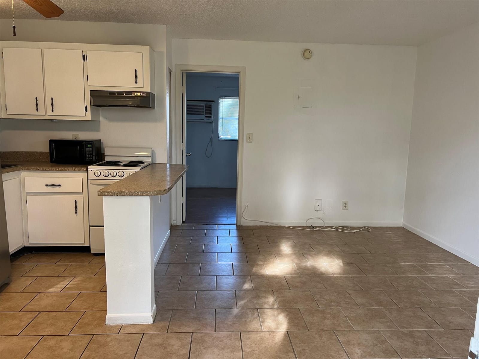 5168 NE 6th Avenue 429 — photo 10