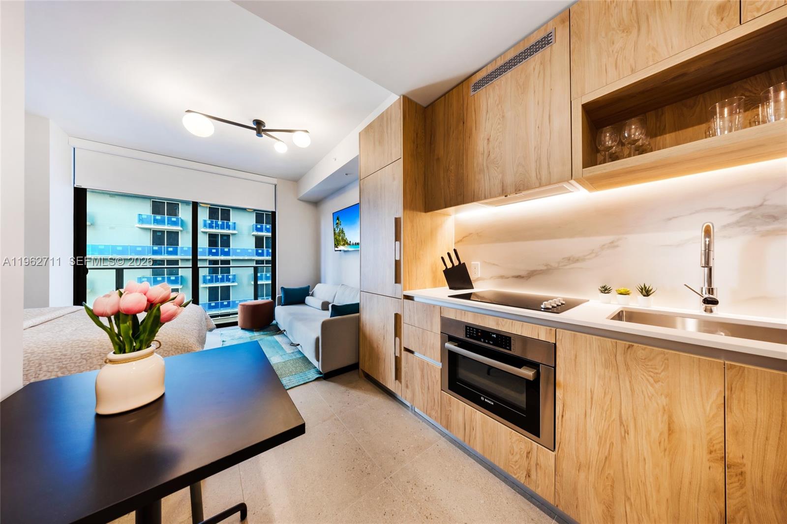 11 NE 6th Street 1208, Miami, FL 33132, Miami