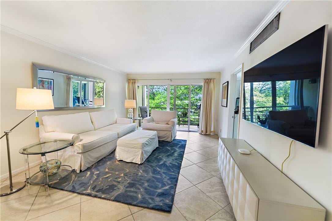 775 Jeffery Street 303, Boca Raton, FL 33487