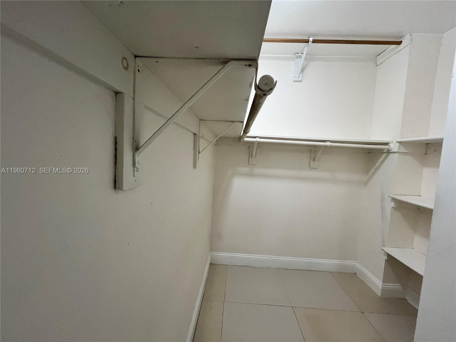 5050 NW 7th Street 312, Miami, FL 33126 photo 8