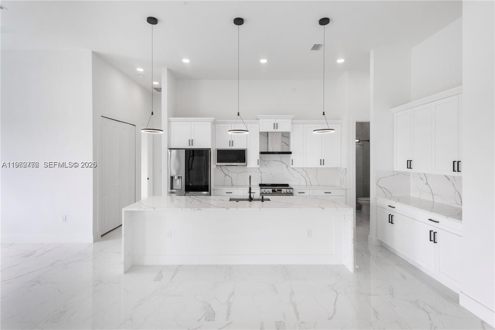 4330 NW 34th Street — photo 5