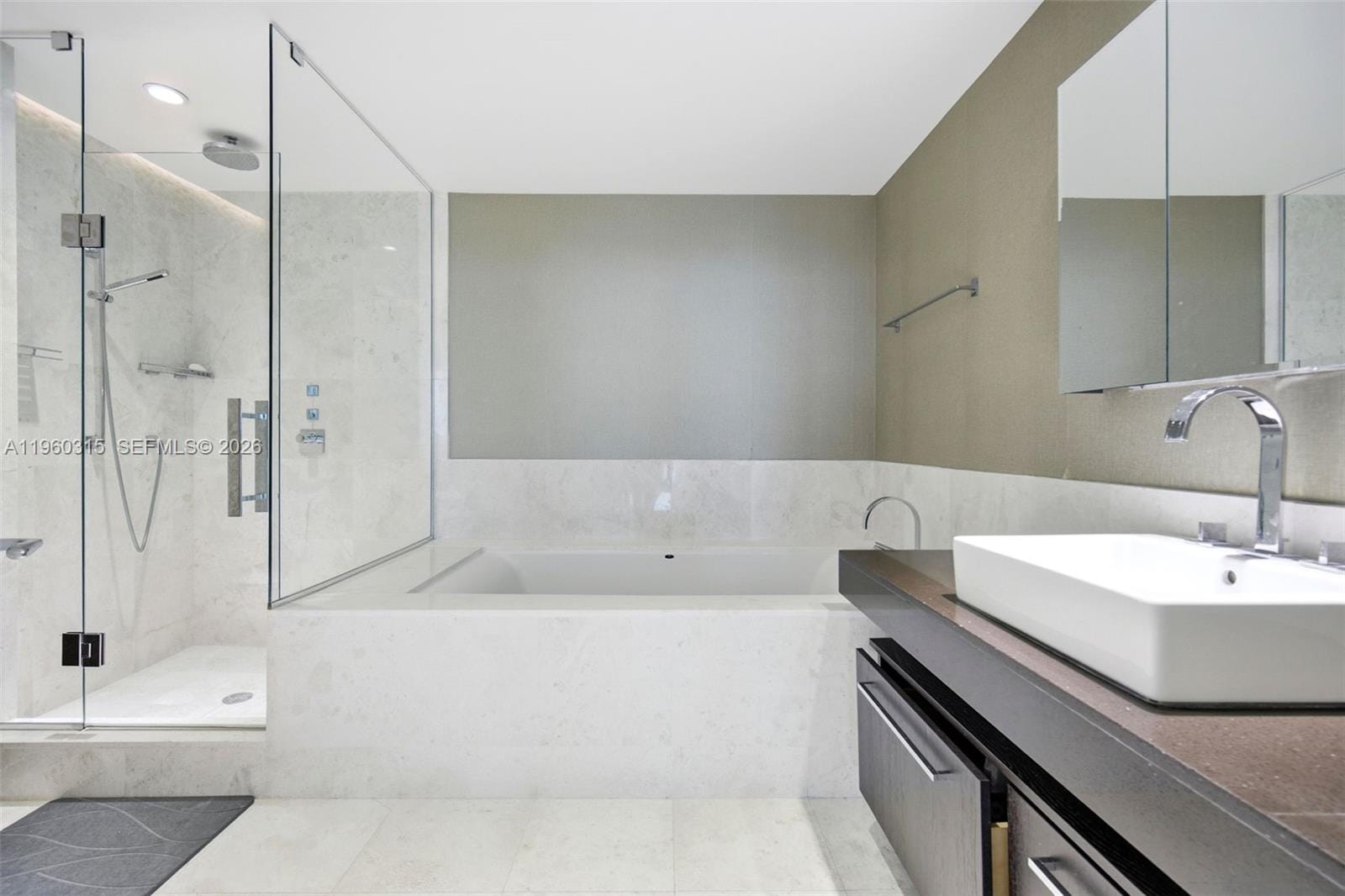 17121 Collins Avenue 1606, Sunny Isles Beach, FL 33160 photo 26