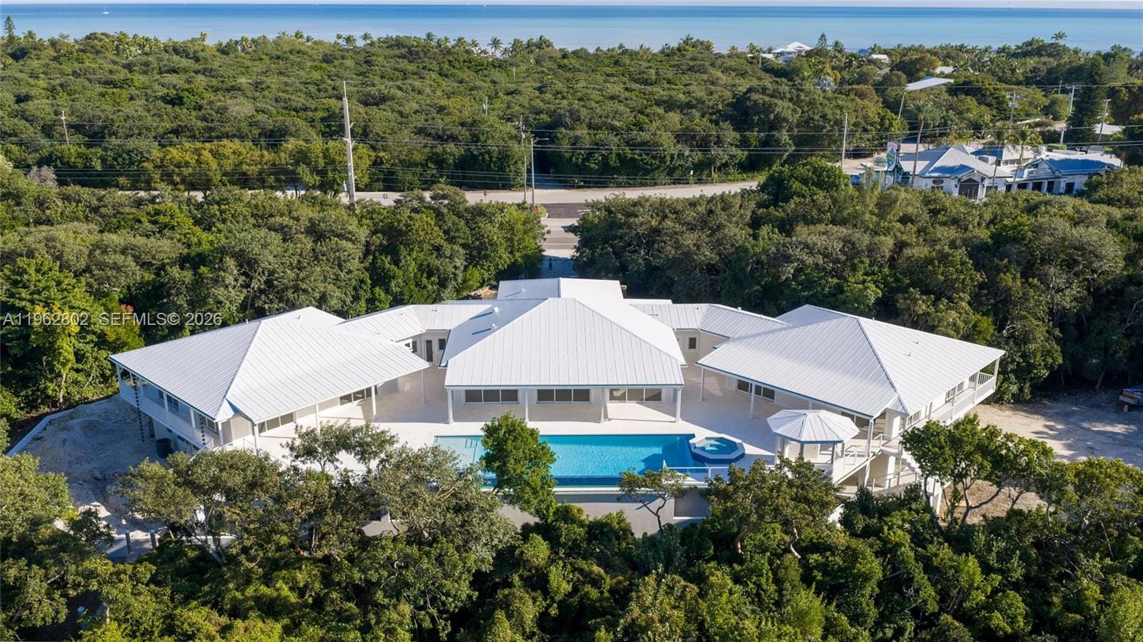 81486 Overseas Highway, Islamorada, FL 33036 photo 2