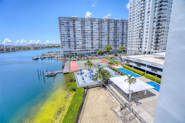 2780 NE 183rd Street 1204, Aventura, FL 33160