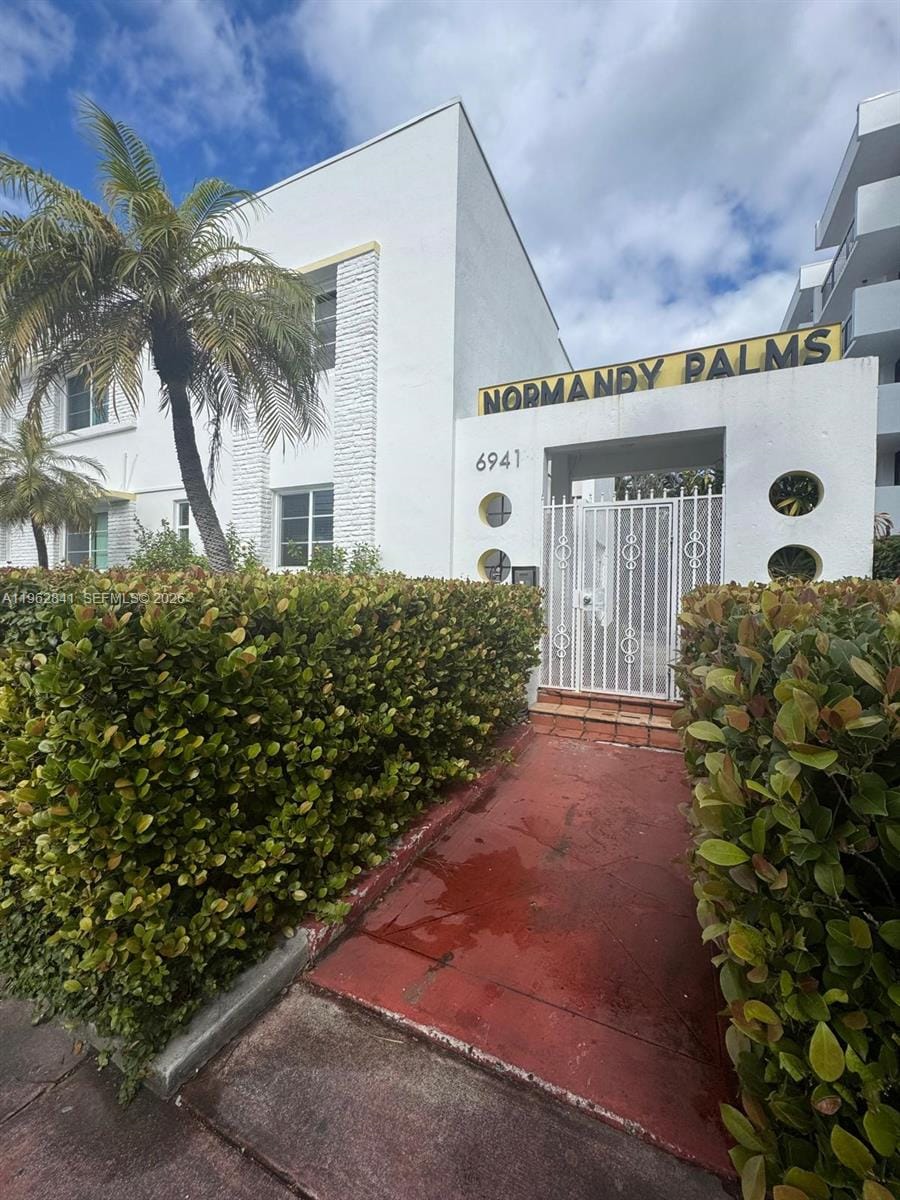 6941 Bay Drive A1, Miami Beach, FL 33141