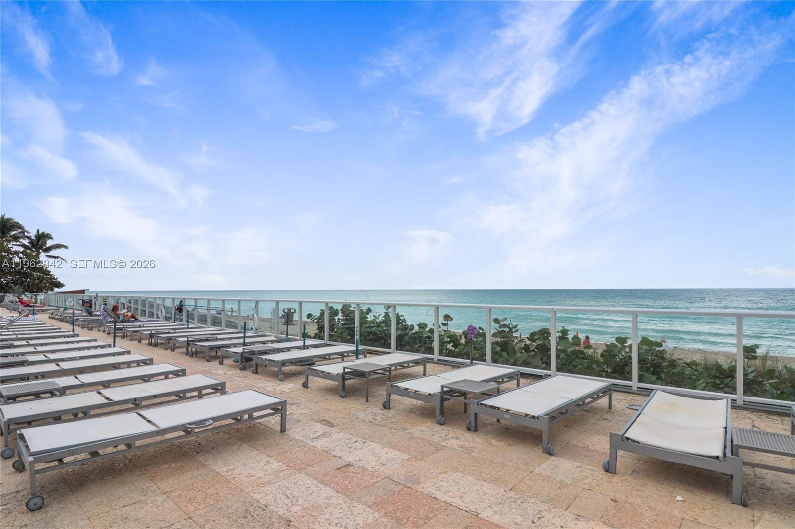 19201 Collins Avenue 439 — photo 8