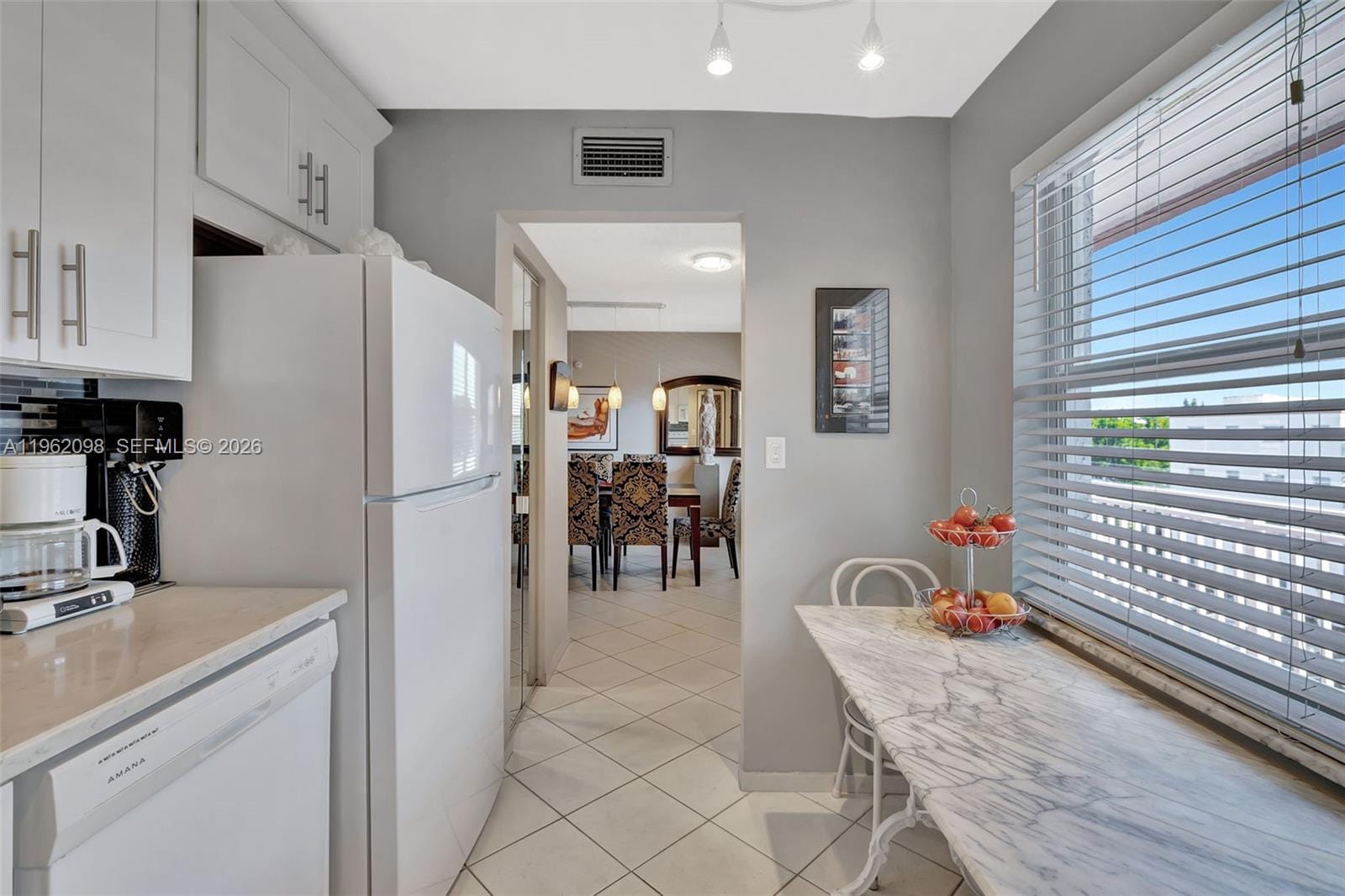 4000 NW 44th Avenue 405, Lauderdale Lakes, FL 33319 photo 14
