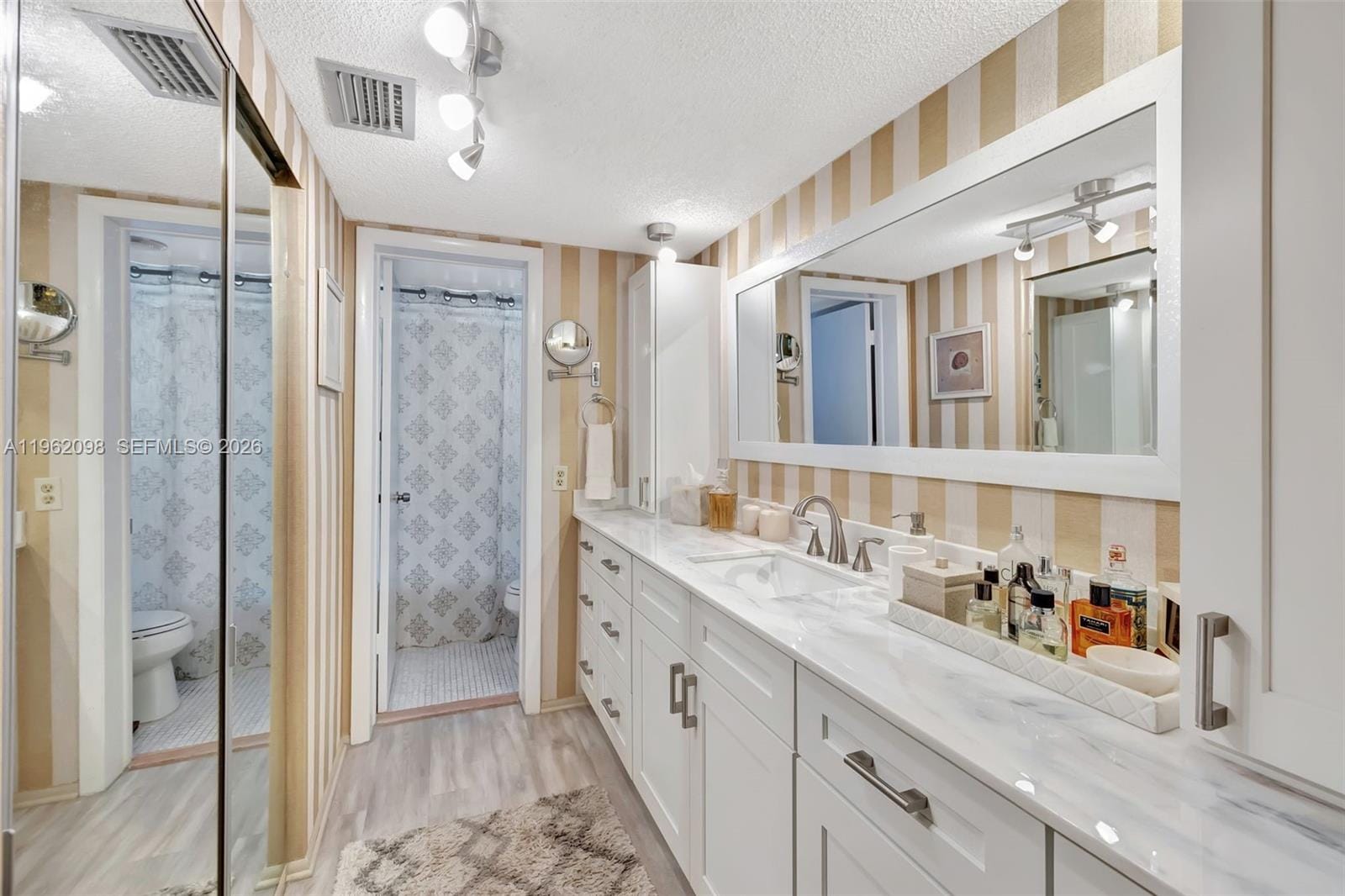 4000 NW 44th Avenue 405, Lauderdale Lakes, FL 33319 photo 19