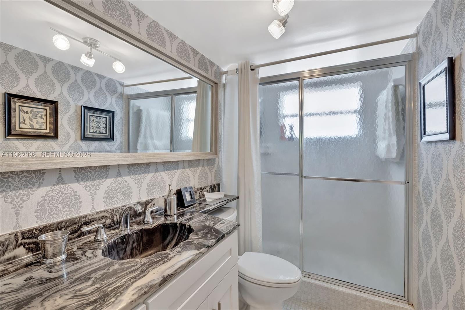 4000 NW 44th Avenue 405, Lauderdale Lakes, FL 33319 photo 24