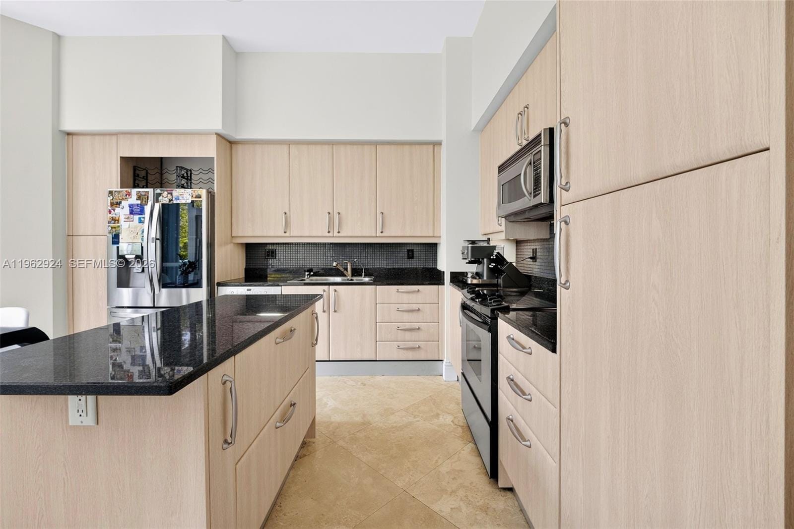 16500 Collins Avenue TH-9, Sunny Isles Beach, FL 33160 photo 11
