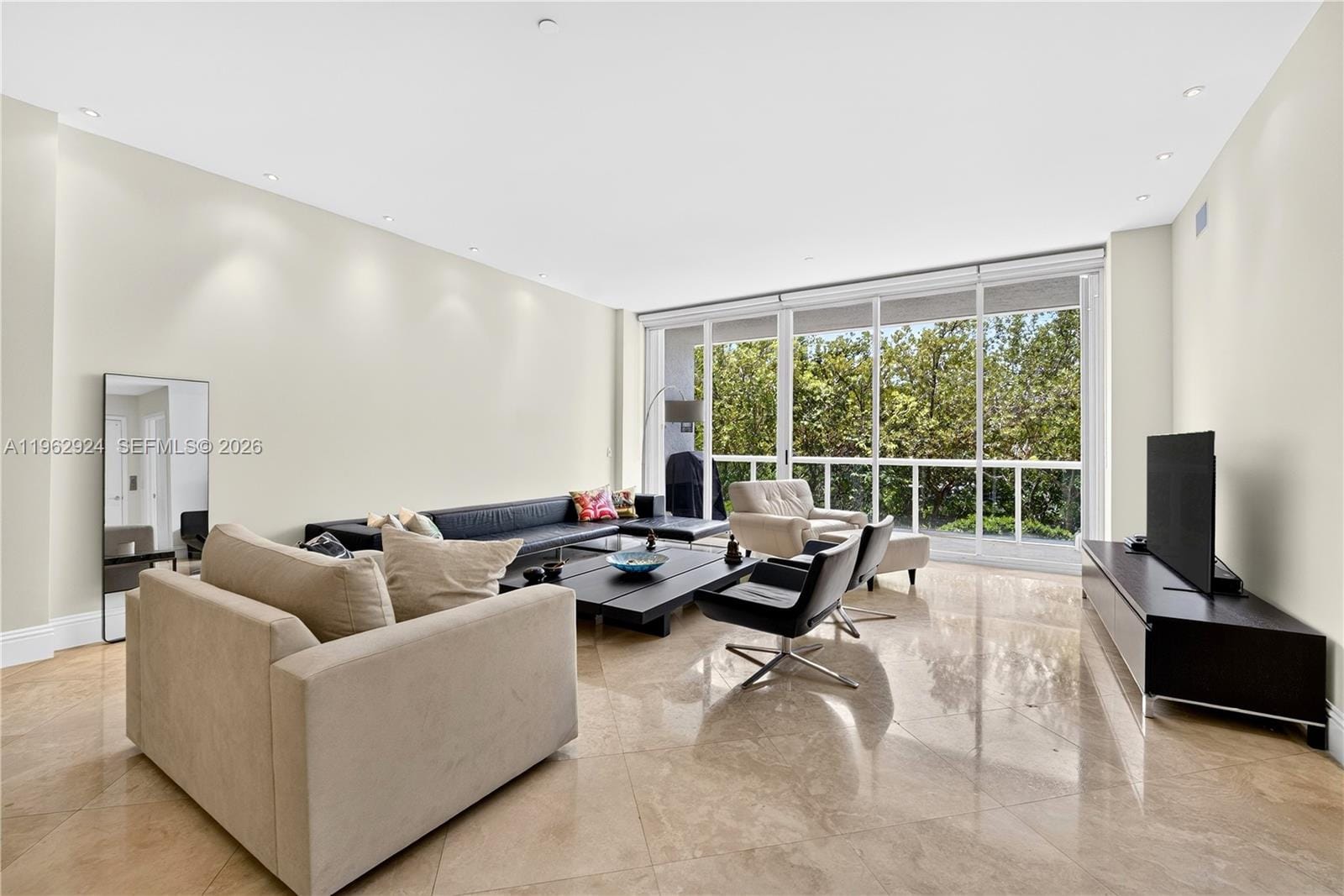 16500 Collins Avenue TH-9, Sunny Isles Beach, FL 33160 photo 17