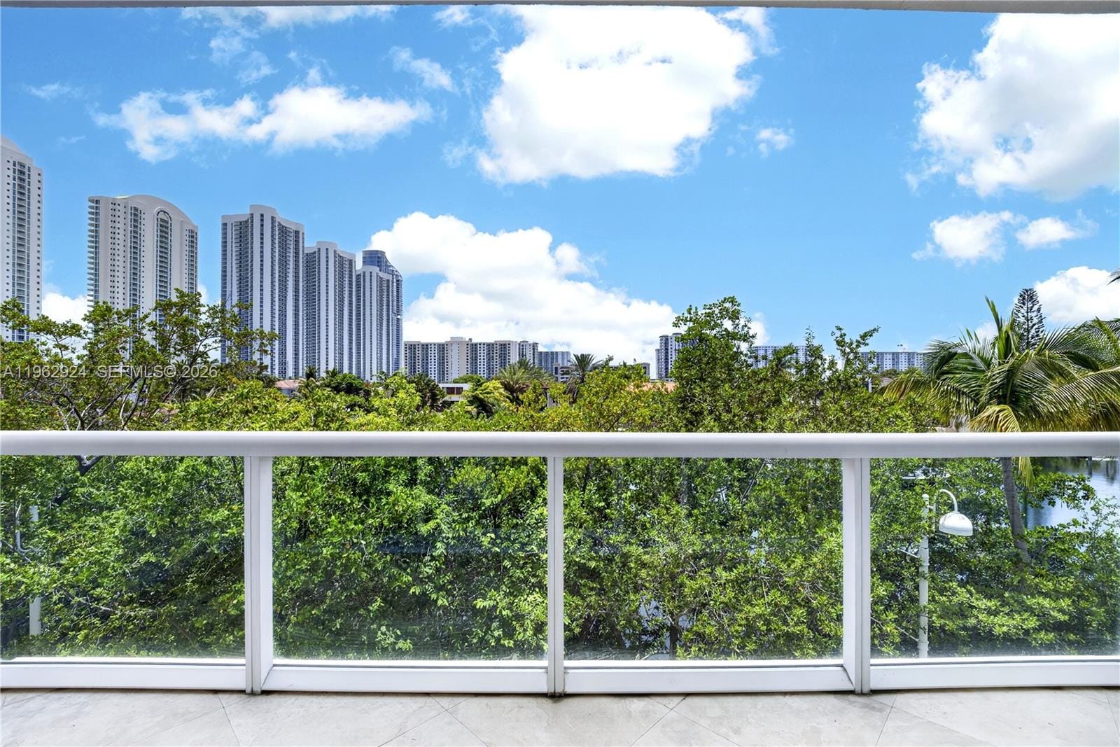 16500 Collins Avenue TH-9, Sunny Isles Beach, FL 33160 photo 4